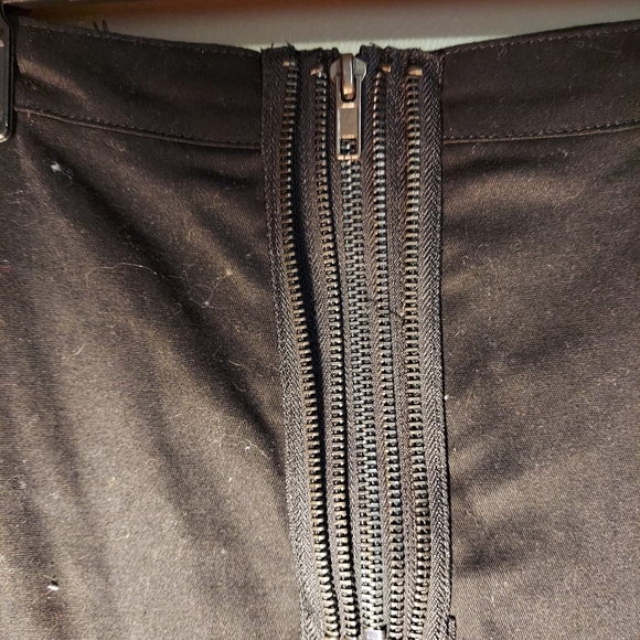 He'll Bunny Skirt - Picture 3 of 5